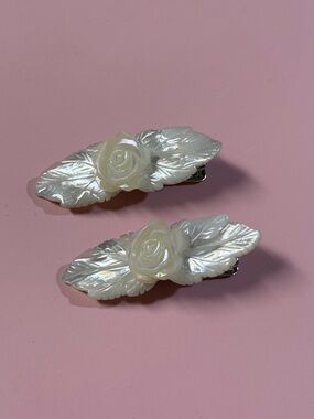 🇯🇵 real Pearl Cream Rose Leaf Hair Clips - Set of 2